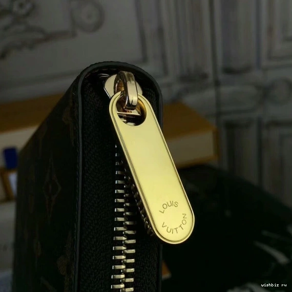 WIS ORGANIZER VUITTON LOUIS ZIPPY 0928